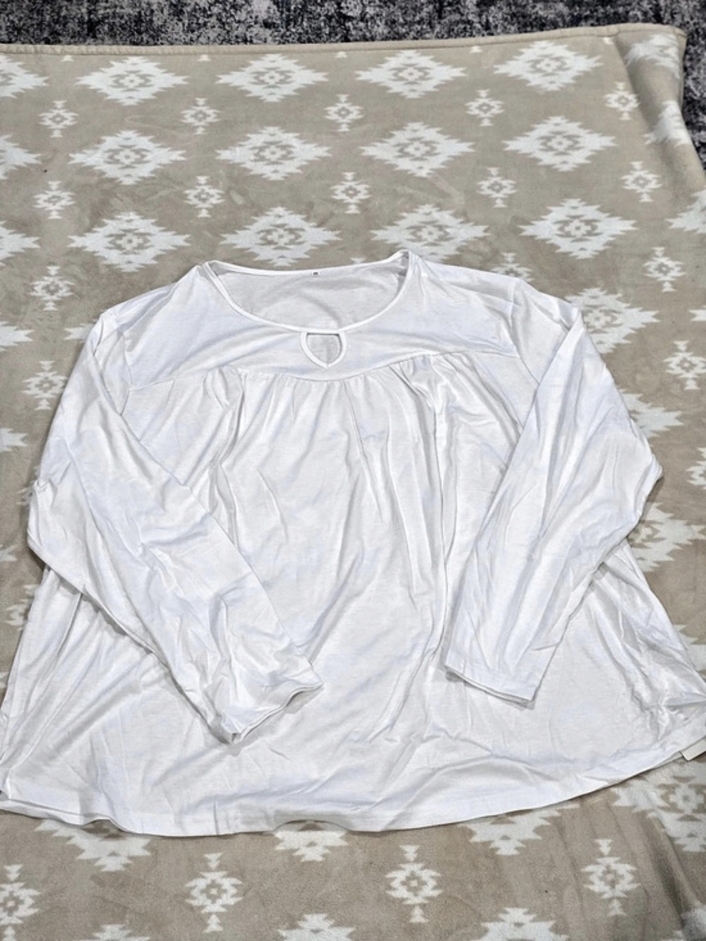 White Long Sleeve Tunic Size 5XL Brand New